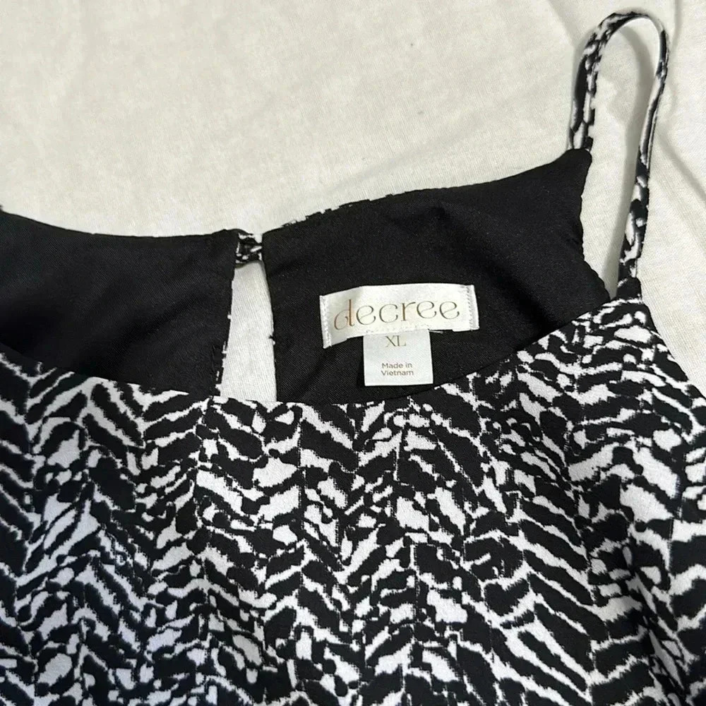 Decree Women's Black and White Sleeveless Shift Dress Size XL NWT - Picture 4 of 6